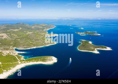 Rukavac au sud de l'île de vis, mer Méditerranée, Croatie Banque D'Images