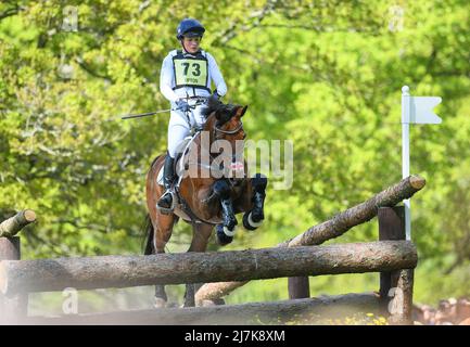 Essais de chevaux de badminton - Test de l'ensemble du pays - Badminton, Royaume-Uni. 07th mai 2022. Bubby Upton on Cola pendant le test de cross-country aux épreuves de badminton. Crédit photo : crédit: Mark pain/Alamy Live News Banque D'Images