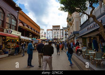 Personnes ou touristes à Buyukada dans les îles Adalar ou Princes. Istanbul Turquie - 9.28.2021 Banque D'Images