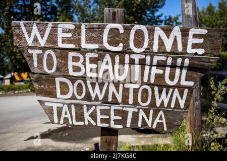 Panneau de bienvenue, Talkeetna, Alaska Banque D'Images