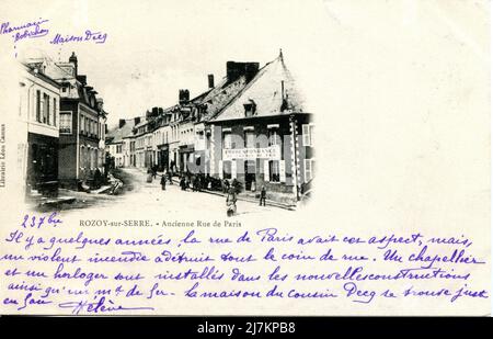 Rozoy-sur-serre, devant le service des incendies: 02 - Aisne région: Hauts-de-France (anciennement Picardie) carte postale ancienne, fin 19th - début 20th siècle Banque D'Images