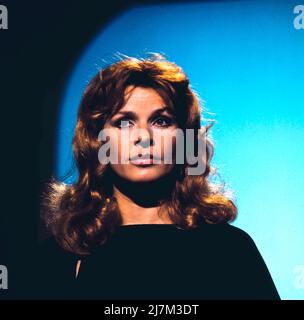 Senta Berger, österreichisch-deutsche Sauspielerin, Filmschauspielerin, TV Serienstar, Filmproduzentin, Österreich, vers 1978, im Bild: BEI einem TV Auftritt im ORF. Senta Berger, actrice autrichienne-allemande, actrice de cinéma, star de séries TV, producteur de film, Autriche, vers 1978, photo : lors d'une représentation télévisée sur ORF Banque D'Images