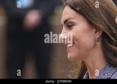 La duchesse de Cambridge arrive pour assister à l'ouverture officielle du Mémorial de la Glade de lumière, commémorant les victimes de l'attentat terroriste du 22nd mai 2017 à Manchester Arena. Date de la photo: Mardi 10 mai 2022. Banque D'Images