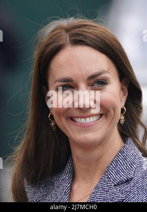 La duchesse de Cambridge arrive pour assister à l'ouverture officielle du Mémorial de la Glade de lumière, commémorant les victimes de l'attentat terroriste du 22nd mai 2017 à Manchester Arena. Date de la photo: Mardi 10 mai 2022. Banque D'Images