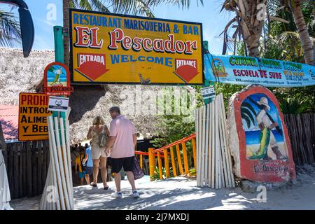 Entrée à El Pescador Marisqueria & Bar, Playa Chen Rio, Cozumel, Quintana Roo, Mexique Banque D'Images