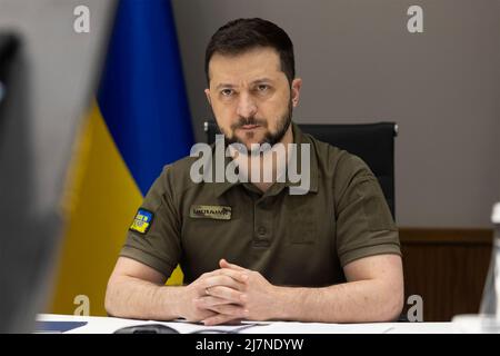 Kiev, Ukraine. 10th mai 2022. Le président ukrainien Volodymyr Zelenskyy, adresse vidéo au Parlement de Malte depuis la salle de situation du bâtiment administratif présidentiel, le 10 mai 2022 à Kiev, Ukraine. Credit: Présidence de l'Ukraine/Présidence de l'Ukraine/Alamy Live News Banque D'Images