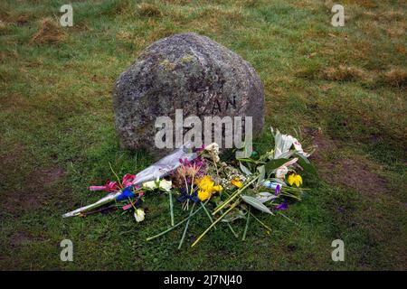 La pierre de Clan Fraser sur le champ de bataille de Culloden, la pierre de Clan Fraser ou le marqueur de tombe qui commémore les vies perdues du Clan lors de la bataille de 16th Banque D'Images