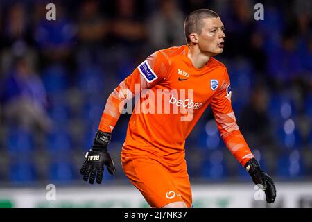 GENK, BELGIQUE - 10 MAI : gardien de but Tobe Leysen de KRC Genk pendant le match Jupiler Pro League - Europe Playoffs match entre KRC Genk et Sporting Charleroi à Cegeka Arena le 10 mai 2022 à Genk, Belgique (photo de Jeroen Meuwsen/Orange Pictures) Banque D'Images