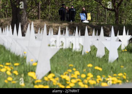 Cimetière de guerre soviétique à Gdansk, Pologne. Mai 9th 2022, en 77 anniversaire de la fin de la Seconde Guerre mondiale © Wojciech Strozyk / Alamy stock photo Banque D'Images