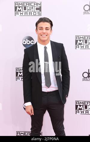 LOS ANGELES - 23 NOVEMBRE : Tanner Zagarino aux American Music Awards 2014 - arrivées au Nokia Theatre le 23 novembre 2014 à Los Angeles, CA Banque D'Images