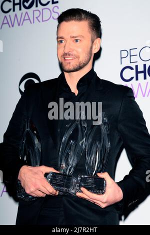 LOS ANGELES - JAN 8: Justin Timberlake au People's Choice Awards 2014 - salle de presse à Nokia à LA Live le 8 janvier 2014 à Los Angeles, CA Banque D'Images