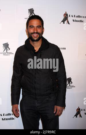 LOS ANGELES - 31 MARS : Ignacio Serricchio au studio LA Ballroom Grand inauguration au STUDIO LA Dance le 31 mars 2014 à Sherman Oaks, Californie Banque D'Images