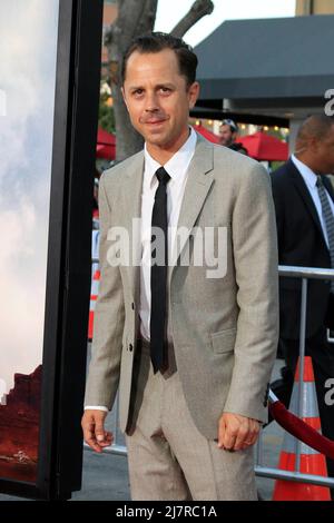 LOS ANGELES - 15 MAI : Giovanni Ribisi à la première mondiale « A million Ways to Die in the West » au Village Theatre le 15 mai 2014 à Westwood, Californie Banque D'Images