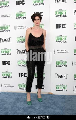 LOS ANGELES - 1 MARS : Gaby Hoffmann au film Independent Spirit Awards à la tente sur la plage le 1 mars 2014 à Santa Monica, CA Banque D'Images