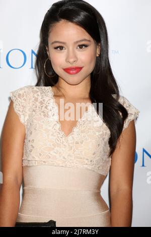 LOS ANGELES - 1 JUIN : Cierra Ramirez à l'Académie de télévision annuelle 7th distinctions honorifiques à l'Hôtel SLS le 1 juin 2014 à Los Angeles, CA Banque D'Images