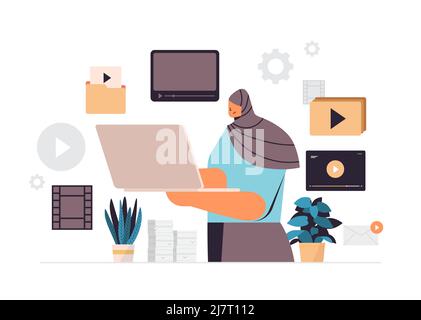 femme arabe regardant des vidéos sur ordinateur portable éducation en ligne didacticiels vidéo d'apprentissage en direct concept de streaming Illustration de Vecteur