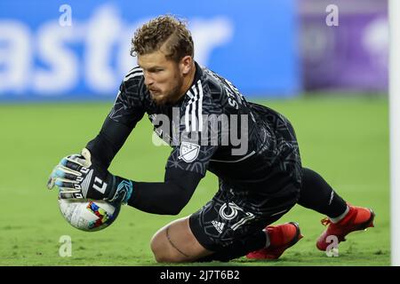 10 mai 2022 : le gardien de but D'Orlando City MASON STAJDUHAR (31) fait une économie lors du match Orlando City SC vs Philadelphia Union au stade Exploria d'Orlando, FL, le 10 mai 2022. (Image de crédit : © Cory Knowlton/ZUMA Press Wire) Banque D'Images