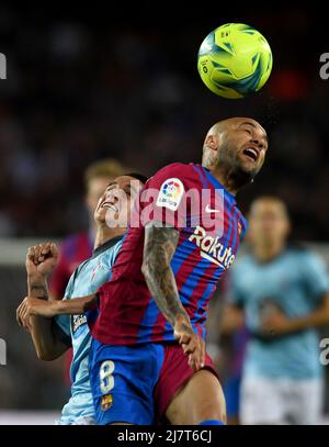 Barcelone, Espagne, 10/05/2022, FC BARCELONE/RC CELTA Barcelone, Espagne.10 mai 2022. Dani Alves (8) du FC Barcelone pendant le match espagnol de la Liga entre le FC Barcelone et le RC Celta au stade Camp Nou. Banque D'Images