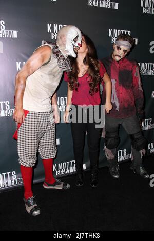 LOS ANGELES - octobre 3 : Piper Curda au Knott's Scary Farm Celebrity ouverture VIP à Knott's Berry Farm le 3 octobre 2014 à Buena Park, Californie Banque D'Images