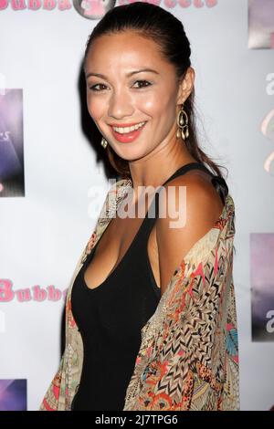 LOS ANGELES - 18 septembre : Melissa Paulo à la première fête de la saison 3 « les méchants de LA POP » au MADERA Kitchen & Bar le 18 septembre 2014 à Los Angeles, en Californie Banque D'Images