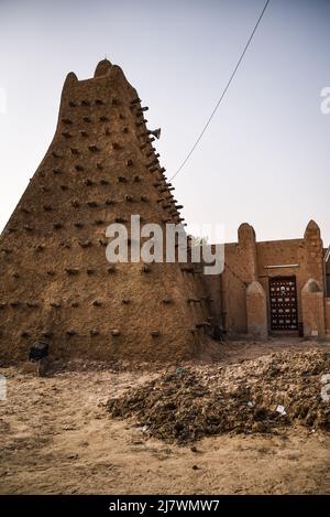 Nicolas Remene / le Pictorium - la mosquée Sankore à Tombouctou. - 27/9/2021 - Mali / Tombouctou / Tombouctou - vue sur le minaret du Sankoré Mo Banque D'Images