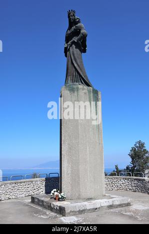 Capri - Statua della Madonna del Soccorso une Villa Jovis Banque D'Images