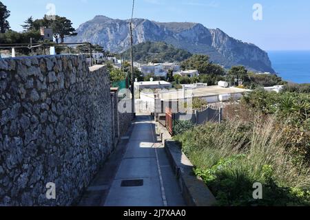 Capri – Panorama da via Tiberio verso Monte Solaro Banque D'Images