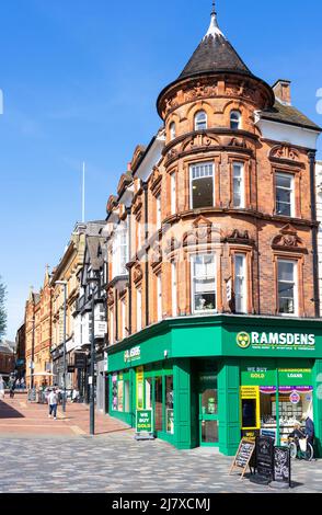 Ramsdens Financial services shop sur St Peter's Street près de St Peters Churchyard Derby centre-ville Derbyshire England UK GB Banque D'Images