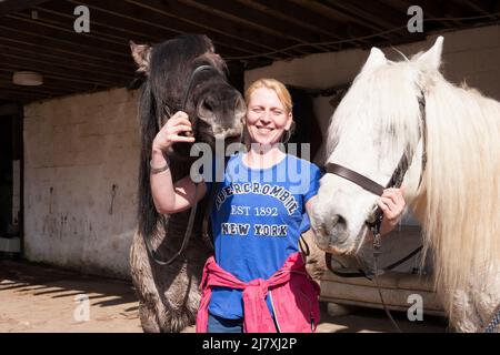 Randonnée poney, Shandon, Argyll, Écosse Banque D'Images