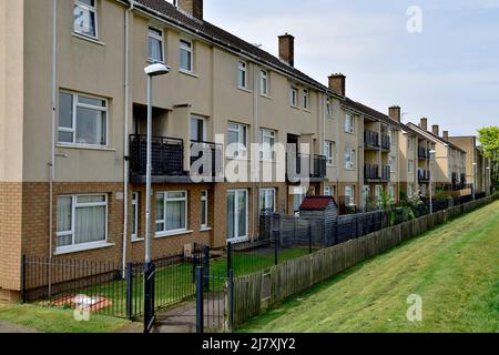 Rangée d'appartements et maisonnettes modernes de conseil construit dans le village de Pill, Somerset Nord, Royaume-Uni Banque D'Images