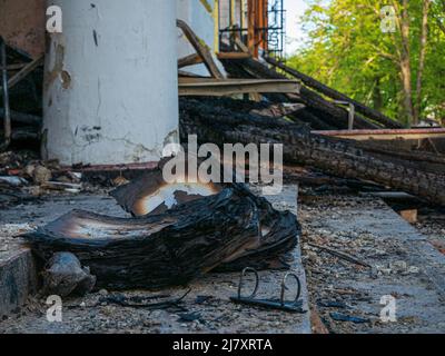 Région de Kharkiv, Kharkov, Skovorodinovka, Skovorodinivka, Ukraine - 05.07.2022: Ruines détruit bâtiment historique monument architecture bombes de guerre Banque D'Images