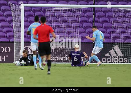 Orlando, FL: Le gardien de but d'Orlando City Mason Stajduhar (31) fait une économie sur un tir de Philadelphia Union Midfielder Déniel Gazdag (6) pendant le roun Banque D'Images