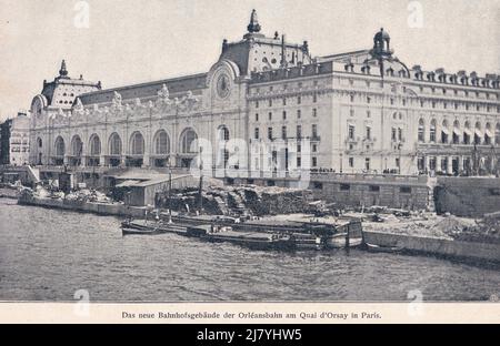 Nouveau bâtiment Station de métro Palais Royal à paris 1900 Banque D'Images