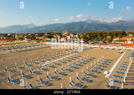 Superbe vue sur la plage de forte dei Marmi à Versilia Banque D'Images