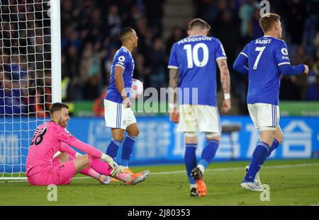 Angus Gunn, gardien de but de la ville de Norwich, semble abattu après avoir concédé le premier but lors du match de la Premier League au King Power Stadium de Leicester. Date de la photo: Mercredi 11 mai 2022. Banque D'Images