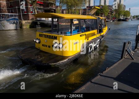 Bateau-taxi à Rotterdam, aux pays-Bas, en Europe Banque D'Images