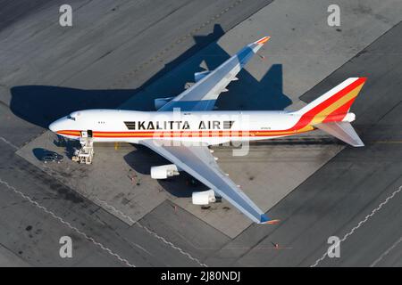 Kalitta Air Boeing 747 avions de transport garés. Grand avion 747-400F d'en haut. Plan 747F de Kalitta Air. Banque D'Images