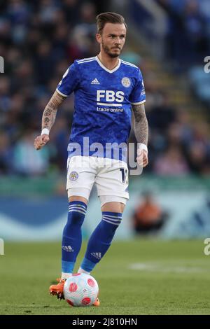 Leicester, Royaume-Uni. 11th mai 2022. James Maddison #10 de Leicester City sur le ballon à Leicester, Royaume-Uni le 5/11/2022. (Photo de James Heaton/News Images/Sipa USA) crédit: SIPA USA/Alay Live News Banque D'Images