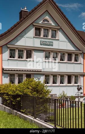 Appenzell Suisse. 8 juillet 2018 Maisons colorées au village d'Appenzell en Suisse par beau temps. Banque D'Images