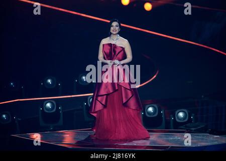 Turin, Italie. 11th mai 2022. Laura Pausini pendant le Concours Eurvision Song 2022, deuxième demi-finale - répétition de la robe le 11 mai 2022 à Pala Olimpico à Turin, Italie. Photo Nderim Kaceli crédit: Agence de photo indépendante/Alamy Live News Banque D'Images