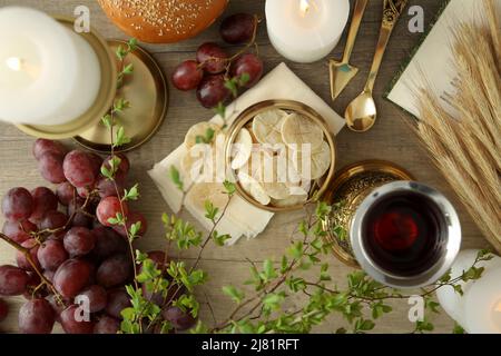 Concept ou composition de l'Eucharistie avec différents accessoires Banque D'Images