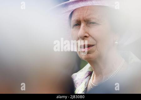 La princesse royale participe à la fête annuelle du jardin de l'association Not Forgotten à Buckingham Palace à Londres. Date de la photo: Jeudi 12 mai 2022. Banque D'Images