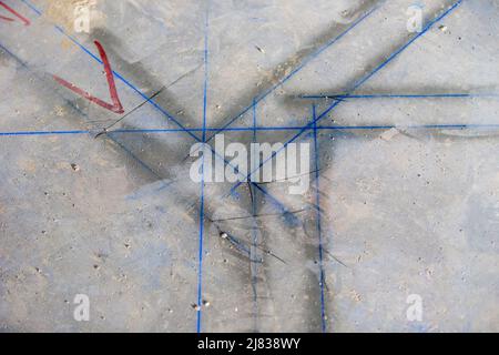 contours mesurés sur le sol d'un béton Banque D'Images