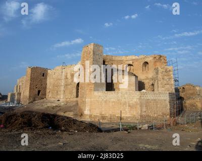 Château de Harran,. La Citadelle, située dans la partie sud-est de la ville, constitue cette partie du rampart. Dans les années 1860, la ville était complètement de Banque D'Images