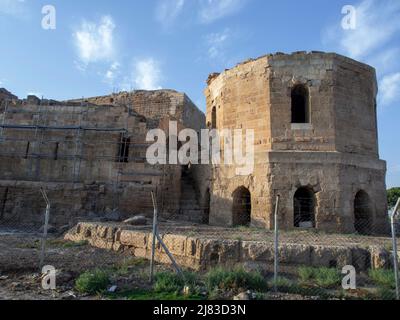 Château de Harran,. La Citadelle, située dans la partie sud-est de la ville, constitue cette partie du rampart. Dans les années 1860, la ville était complètement de Banque D'Images