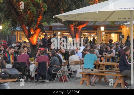 Café en plein air Haus Zenner, Treptower Park, Treptow, Berlin, Allemagne Banque D'Images