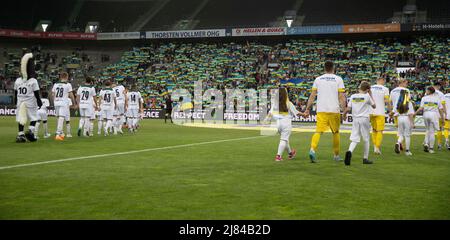 Gladbach, Allemagne. 11th May, 2022. Firo: 11.05.2022 Fuvuball: Soccer: Jeu de prestations VfL Borussia MV?nchengladbach, Borussia Monchengladbach - Gladbach - Ukraine équipe nationale ukrainienne en faveur des victimes de la guerre de Poutine attaque contre la Russie INVASION DES ÉQUIPES/dpa/Alamy Live News Banque D'Images