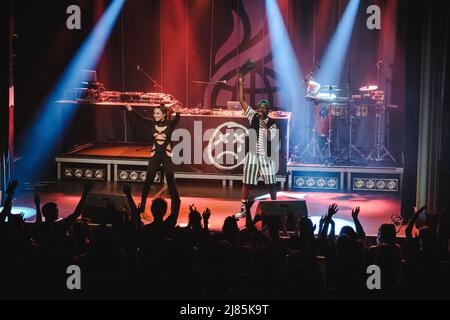 Berne, Suisse. 12th mai 2022. Le rappeur germano-camerounais Bovann joue un concert à Bierhübeli à Berne. (Photo : Tilman Jentzsch). Credit: Gonzales photo/Alamy Live News Banque D'Images