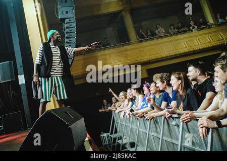 Berne, Suisse. 12th mai 2022. Le rappeur germano-camerounais Bovann joue un concert à Bierhübeli à Berne. (Photo : Tilman Jentzsch). Credit: Gonzales photo/Alamy Live News Banque D'Images