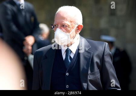 Sorrente, Italie. 13th mai 2022. Vincenzo de Luca Président de la région Campanie, pendant le forum vers le Sud la stratégie européenne pour une nouvelle saison géopolitique, économique et socio-culturelle de la Méditerranée, organisée par le Ministère du Sud et la maison européenne - Ambrosetti, qui a eu lieu à Sorrente à la Villa Zagara. Sorrento, Italie, 13 mai 2022. (Photo par Vincenzo Izzo/Sipa USA) crédit: SIPA USA/Alay Live News Banque D'Images